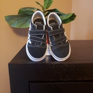Van's toddler sneakers